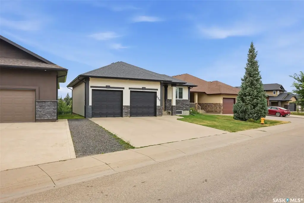 206 Muzyka Road, Saskatoon