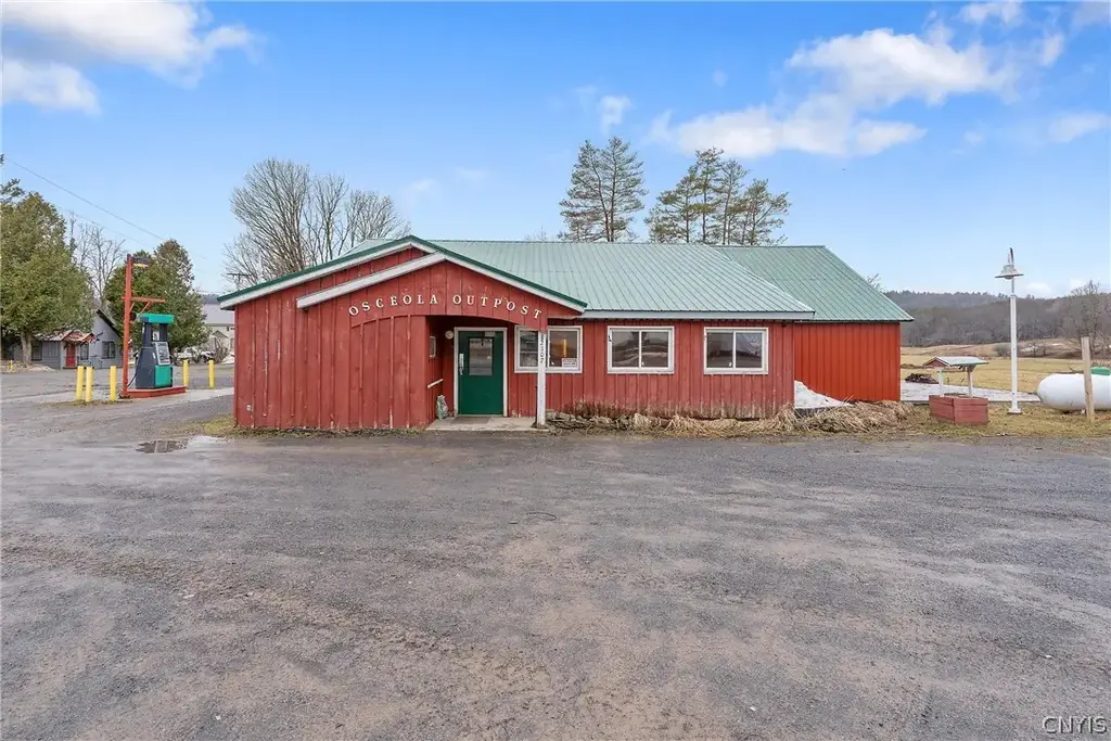 2107 N Osceola Road, Osceola