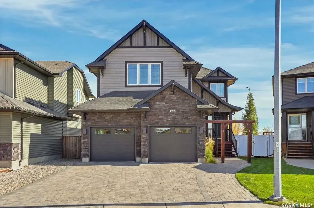 206 Parkview Cove, Osler