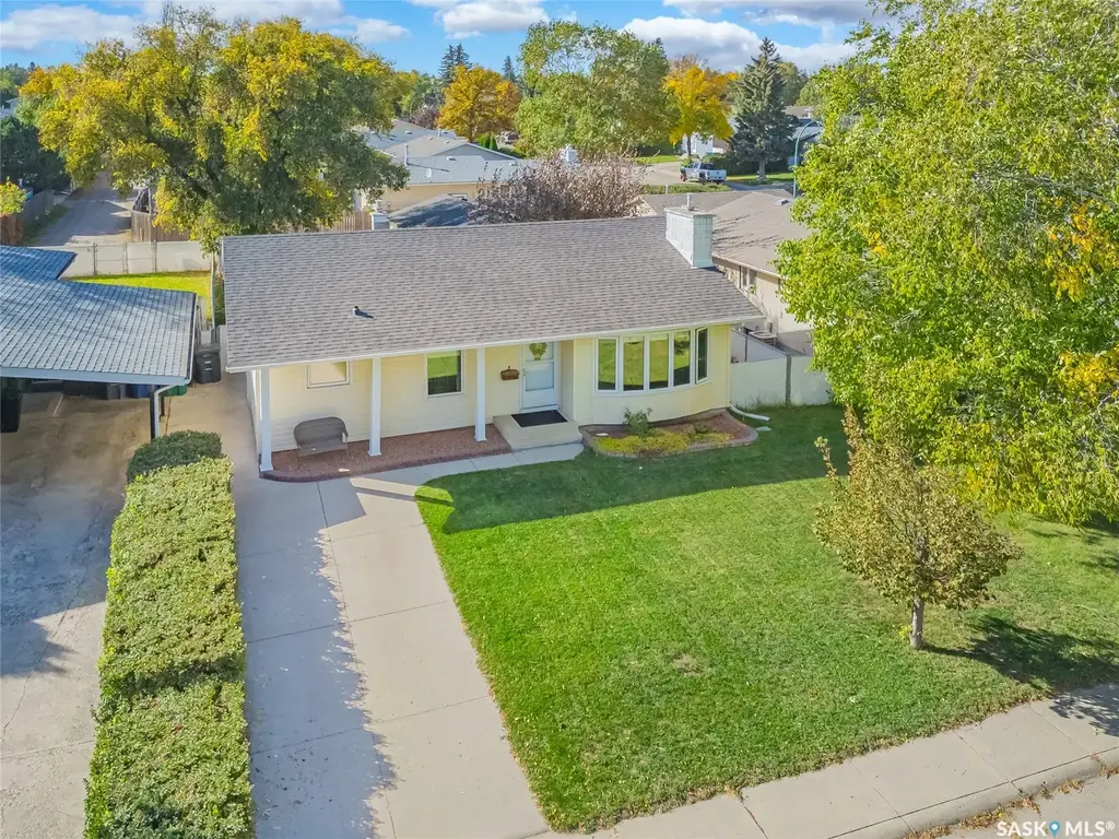 417 Waterloo Crescent, Saskatoon