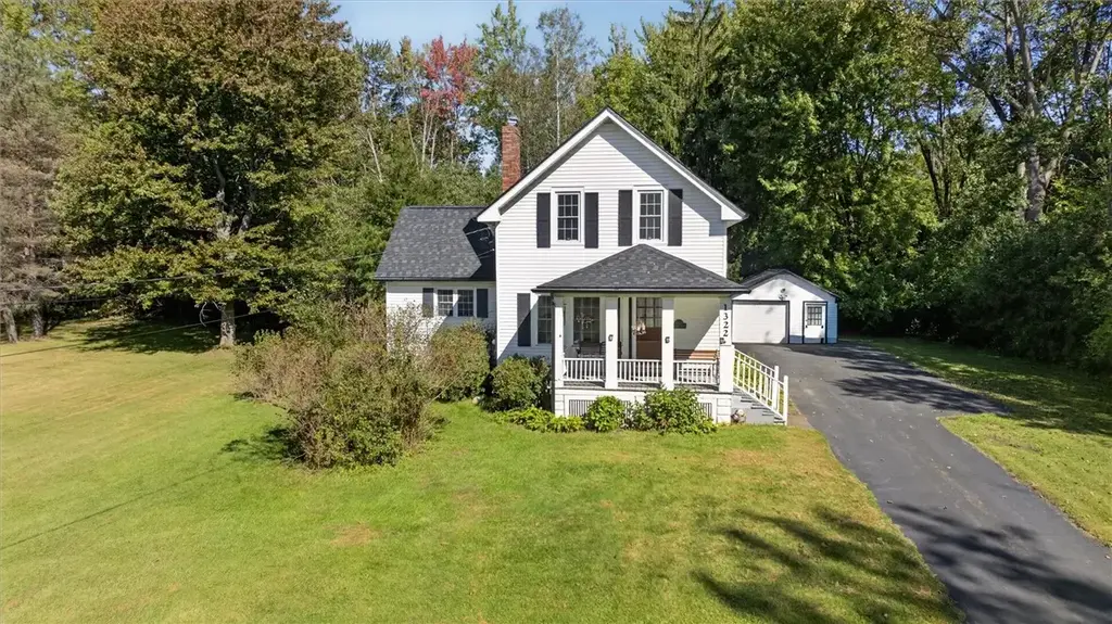 1322 Westside Drive, Gates
