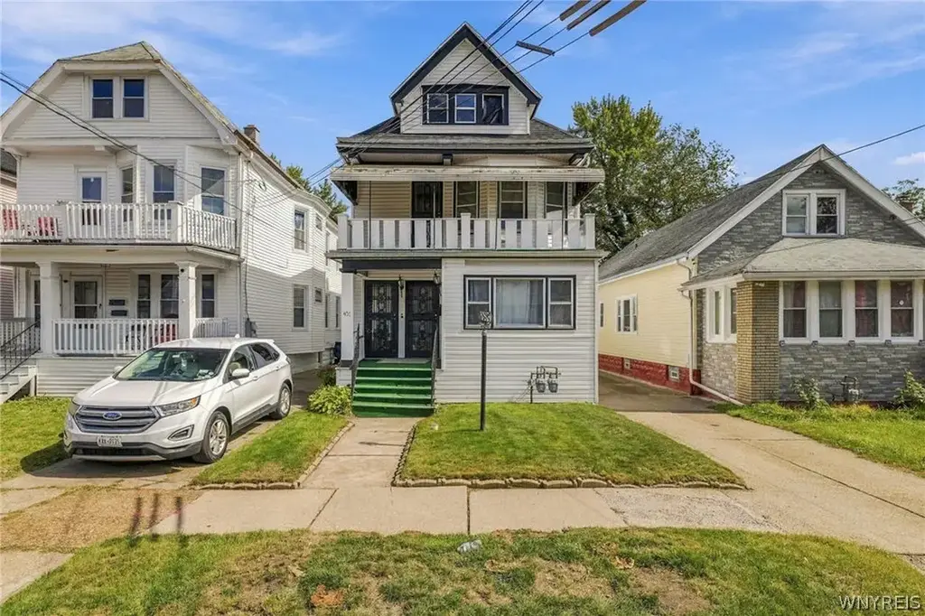 407 Cambridge Avenue, Buffalo
