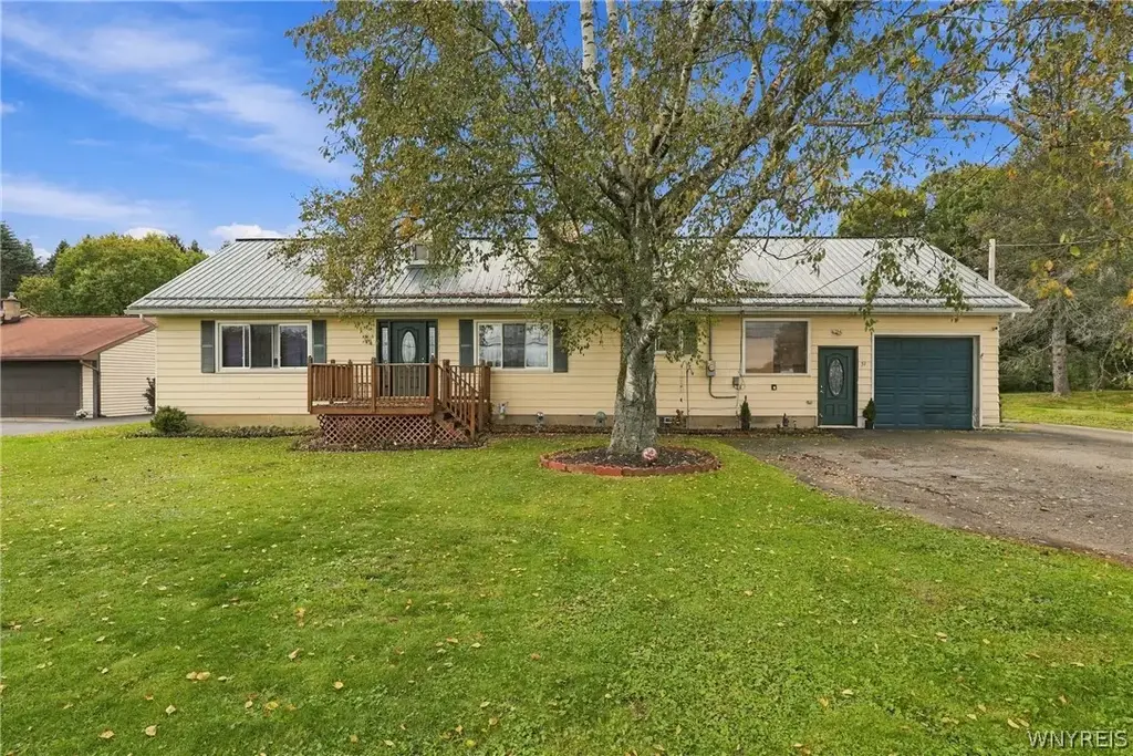 37 S Vaughn Street, Concord