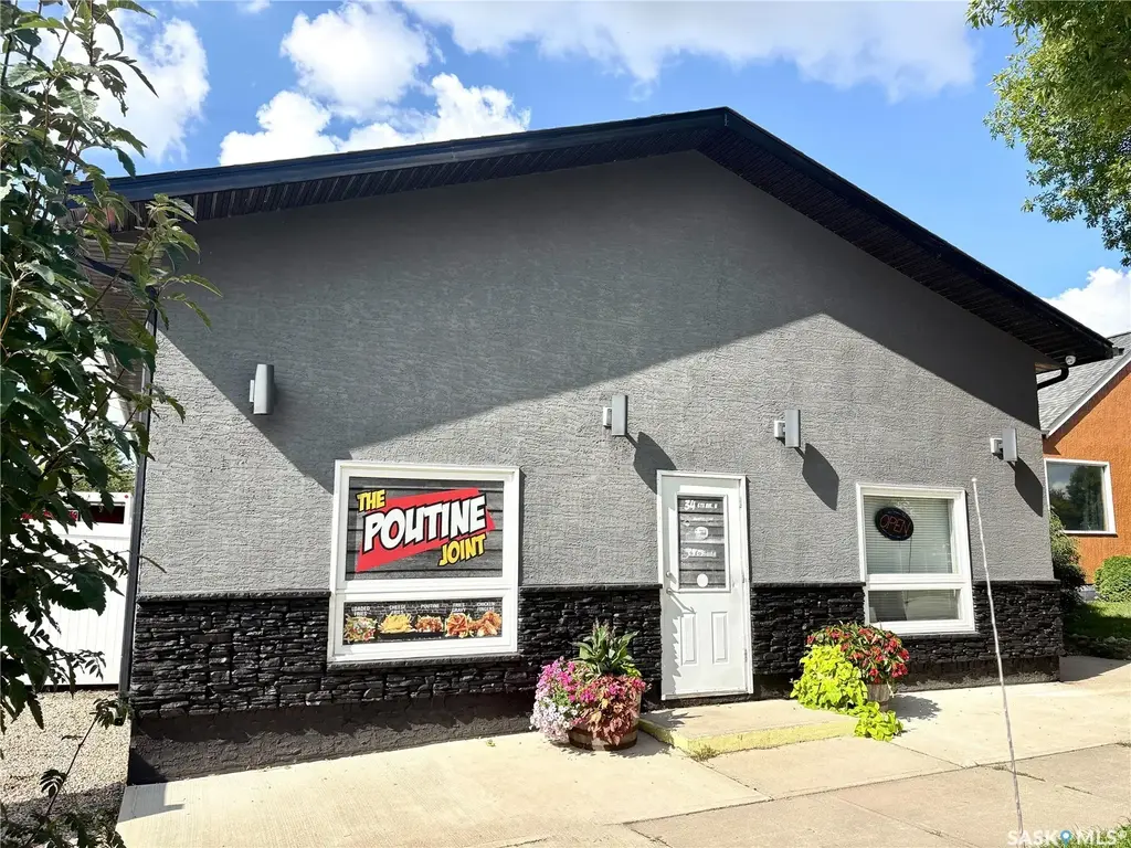 34 Sixth Avenue N, Yorkton