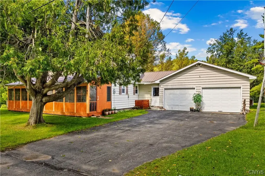 8575 Coleman Road, Western
