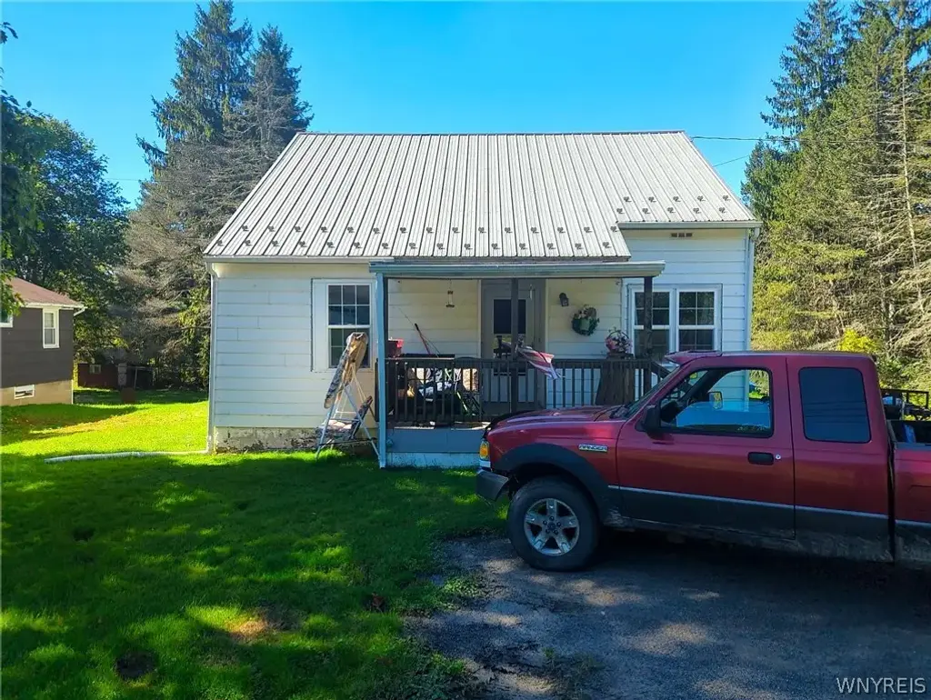 3347 Route 446, Eldred