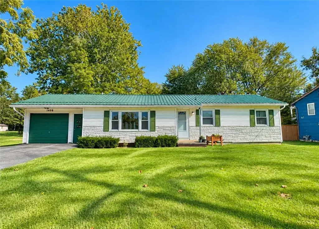 1408 Manitou Road, Greece