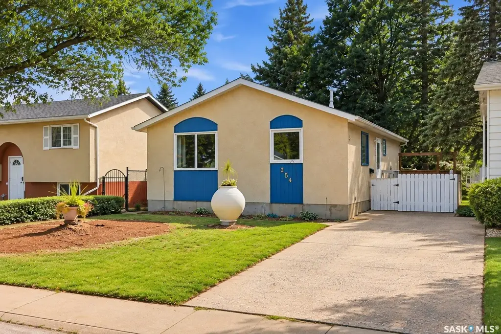 254 Mcmaster Crescent, Saskatoon