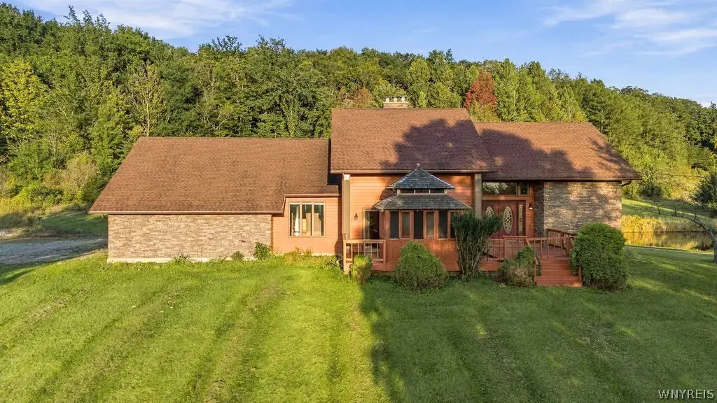 9273 Utley Road, East Otto