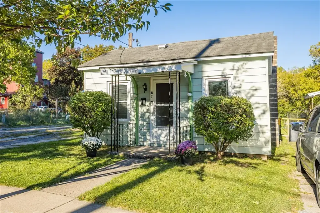 67 Jefferson Ave, Canandaigua City