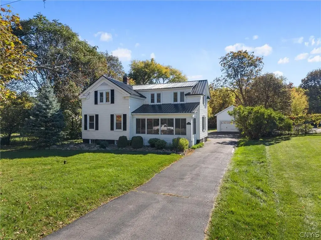 4914 W Seneca, Onondaga