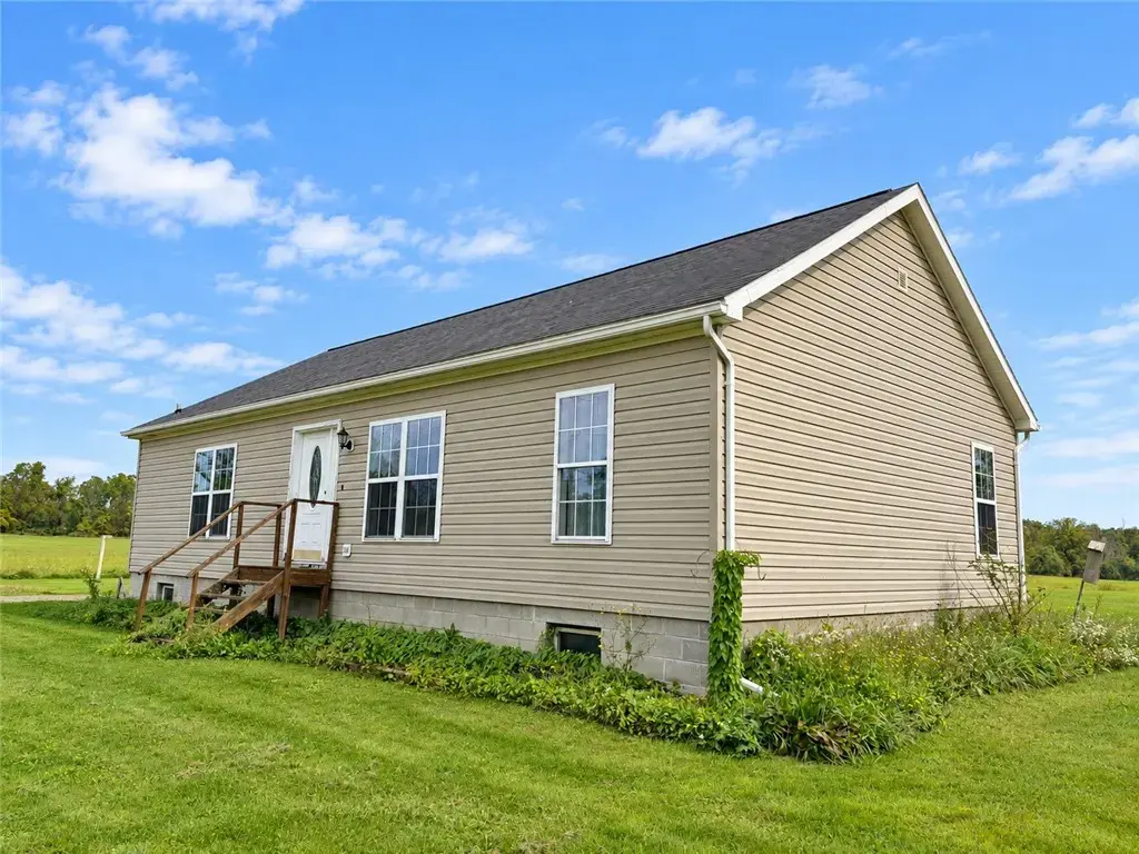 7261 W Bergen Road, Bergen