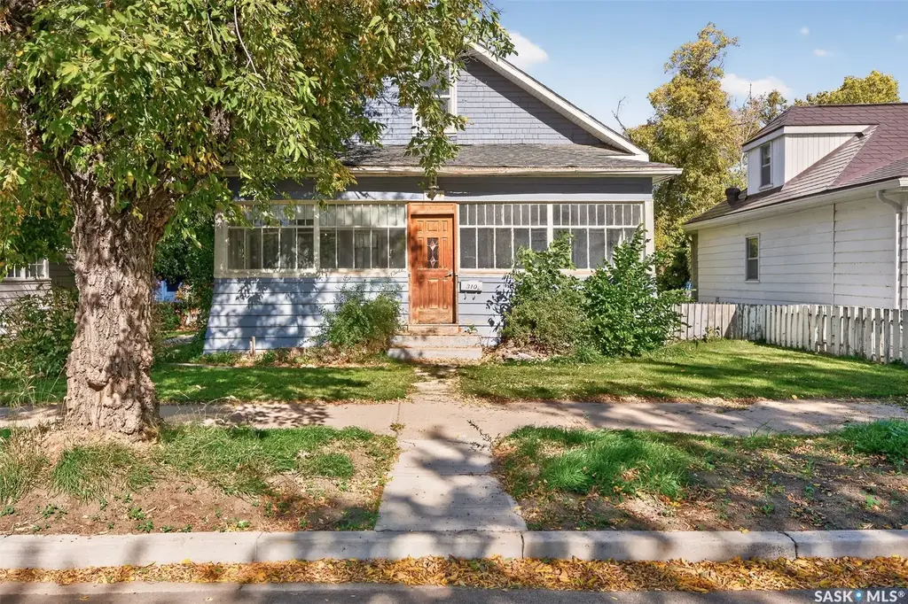 310 Coteau Street W, Moose Jaw