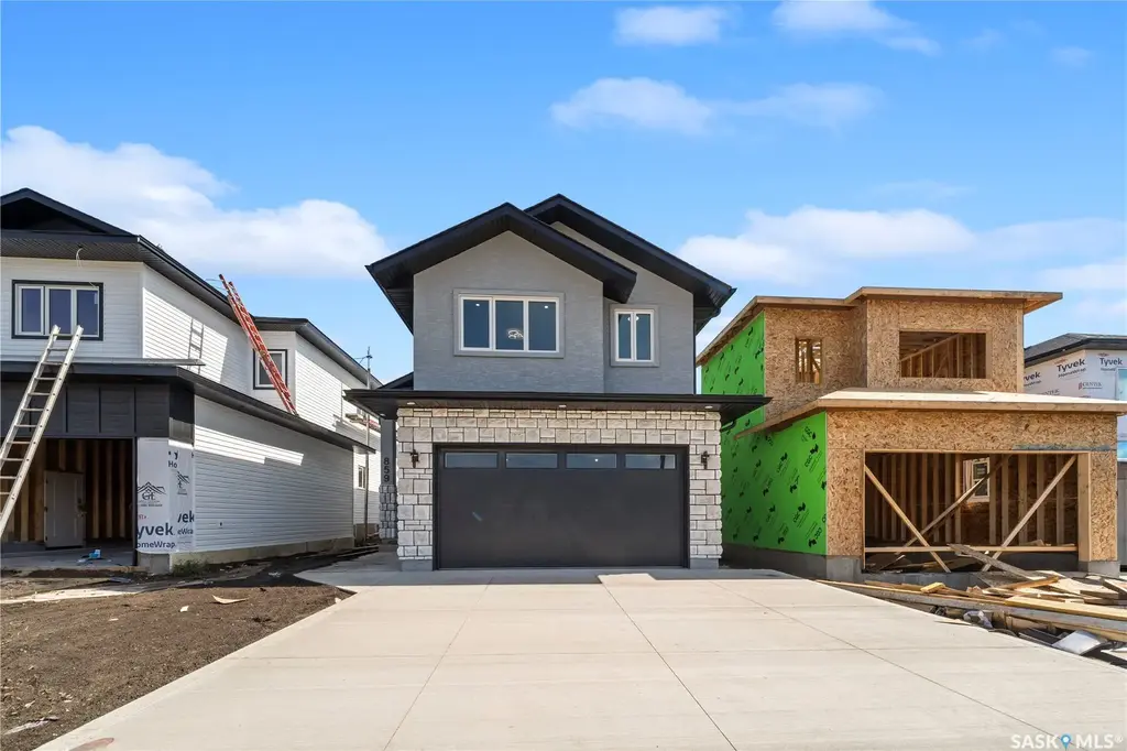 859 Nightingale Road, Saskatoon