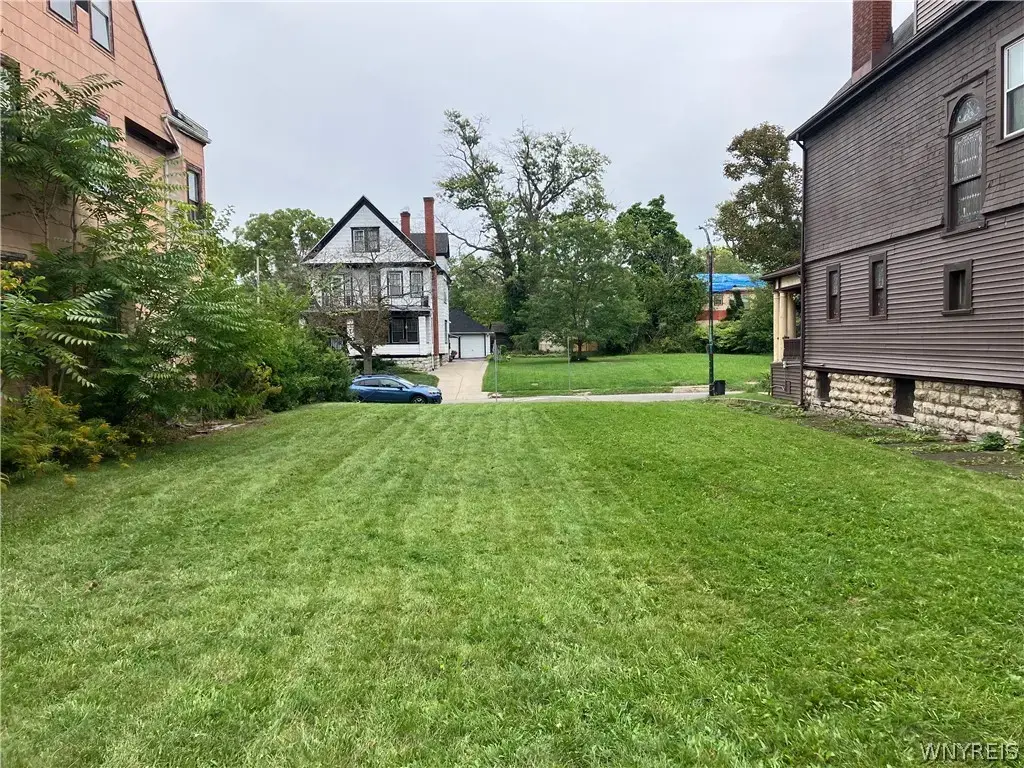 108 Oxford Avenue, Buffalo