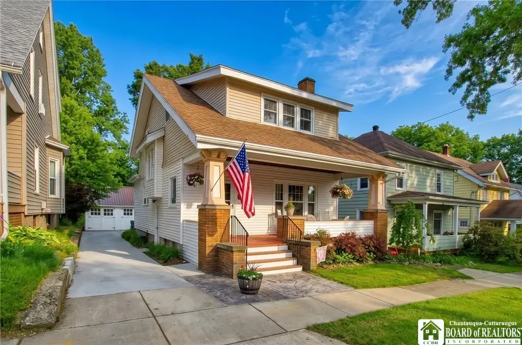 24 Newton Avenue, Jamestown