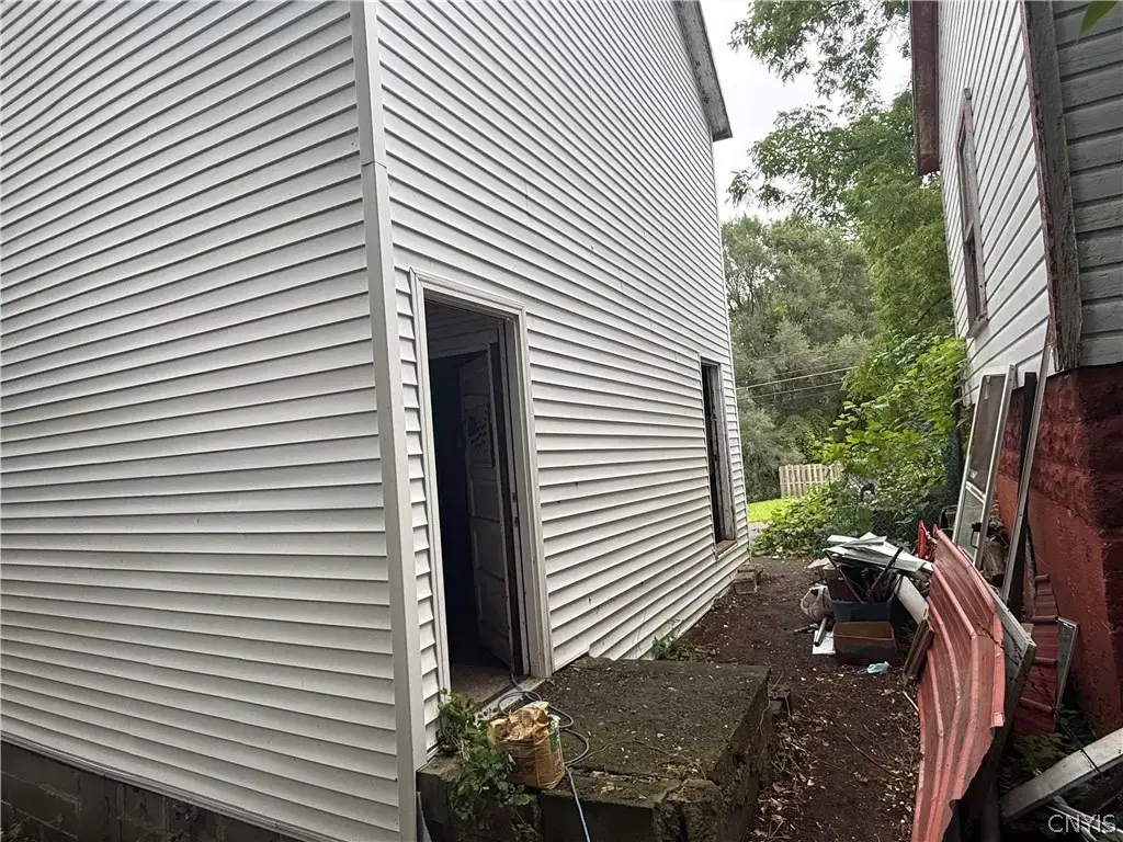 108 N Third Street, Fulton
