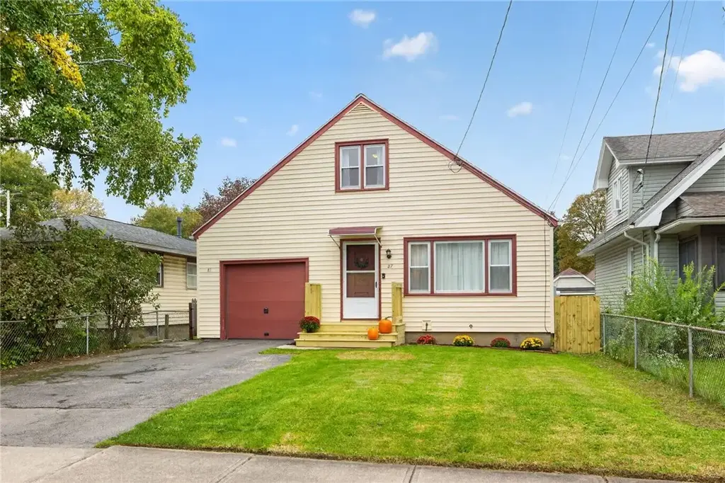 87 Knapp Avenue, Irondequoit