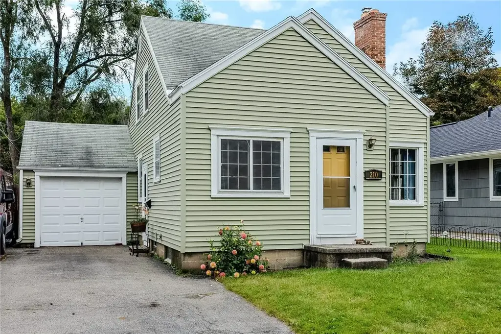 210 Weston Road, Rochester