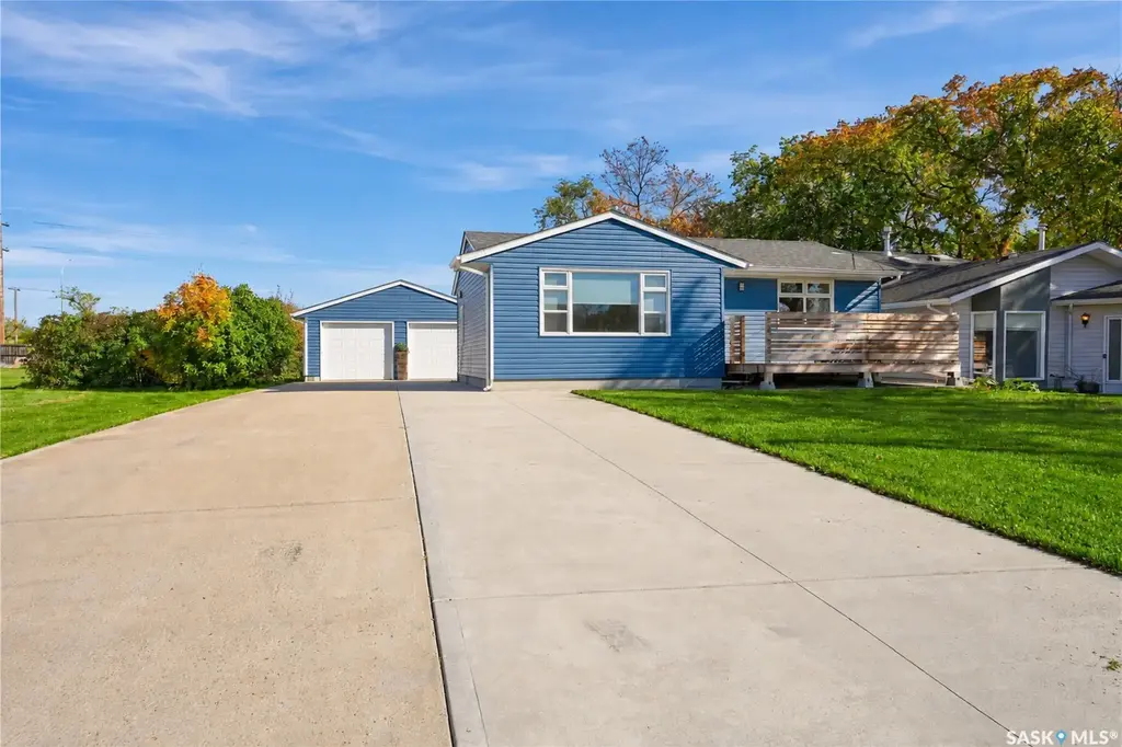 1262 113th Street, North Battleford