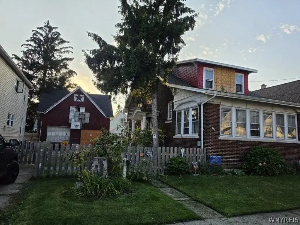 298 Weimar Street, Buffalo