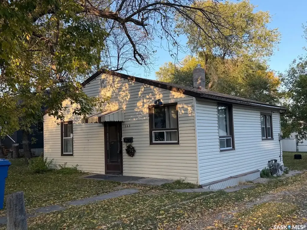 143 Sixth Avenue N, Yorkton