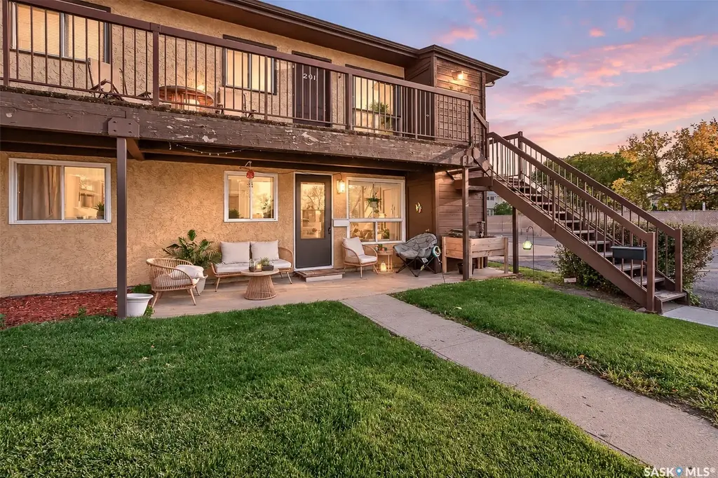 1350 Gordon Road 101 B, Moose Jaw