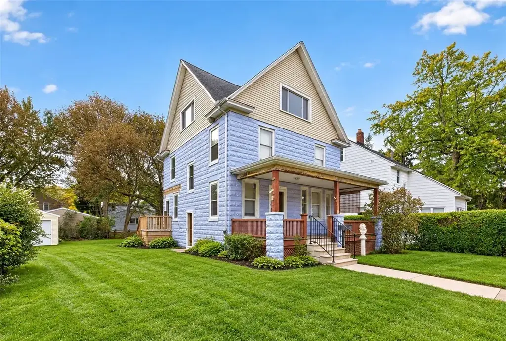 157 Cherry Road, Rochester