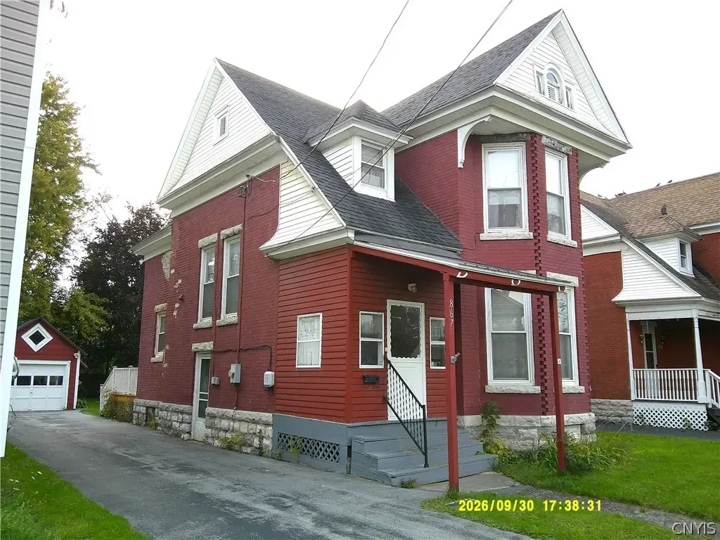 867 W Main Street, Watertown City