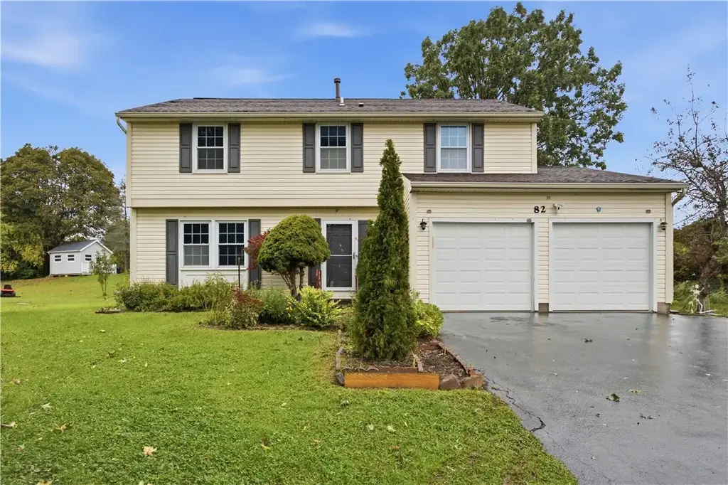 82 Cattaragus Drive, Henrietta