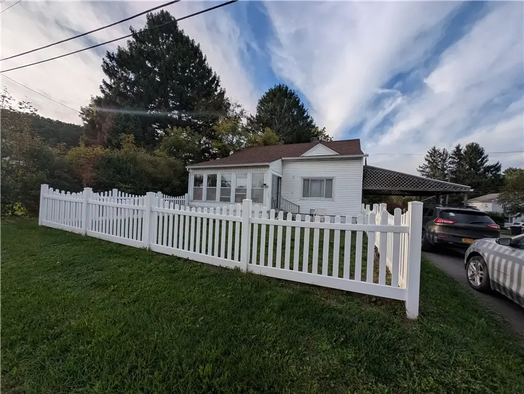 105 Nancy Street, Horseheads