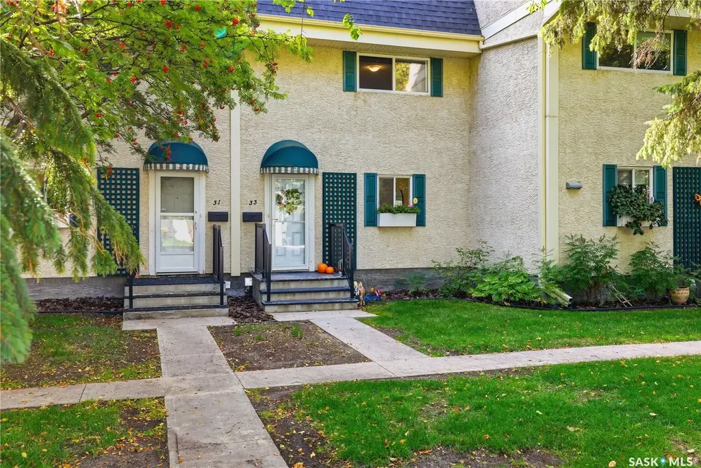 33 Ryan Road, Regina