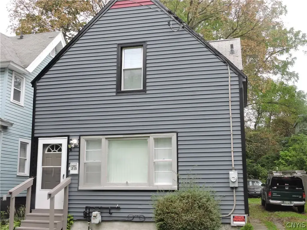 215 Pattison Street, Syracuse