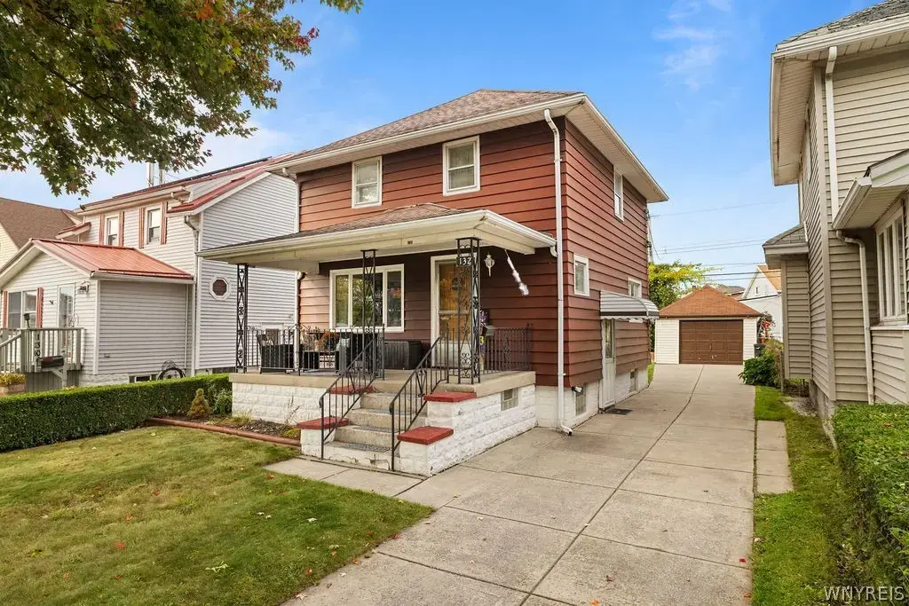132 Madison Avenue, Lackawanna