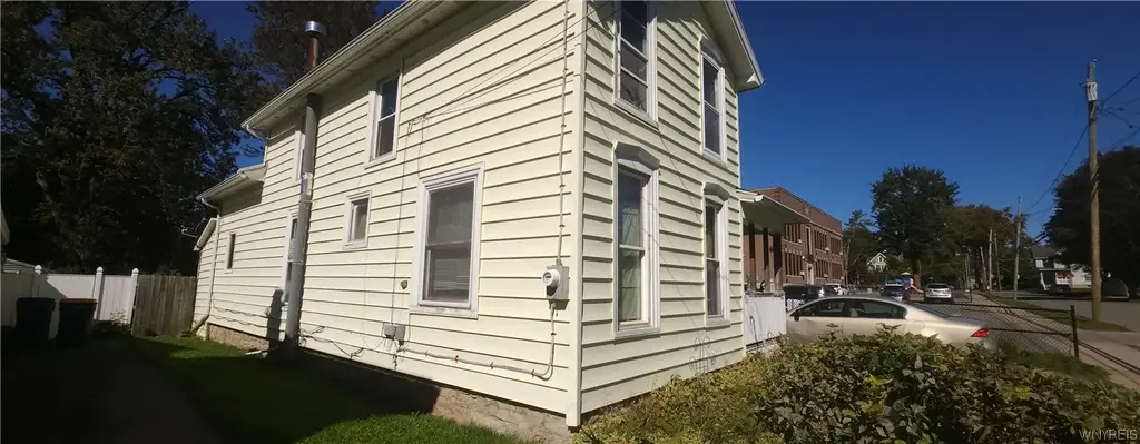 115 Harvey Avenue, Lockport City