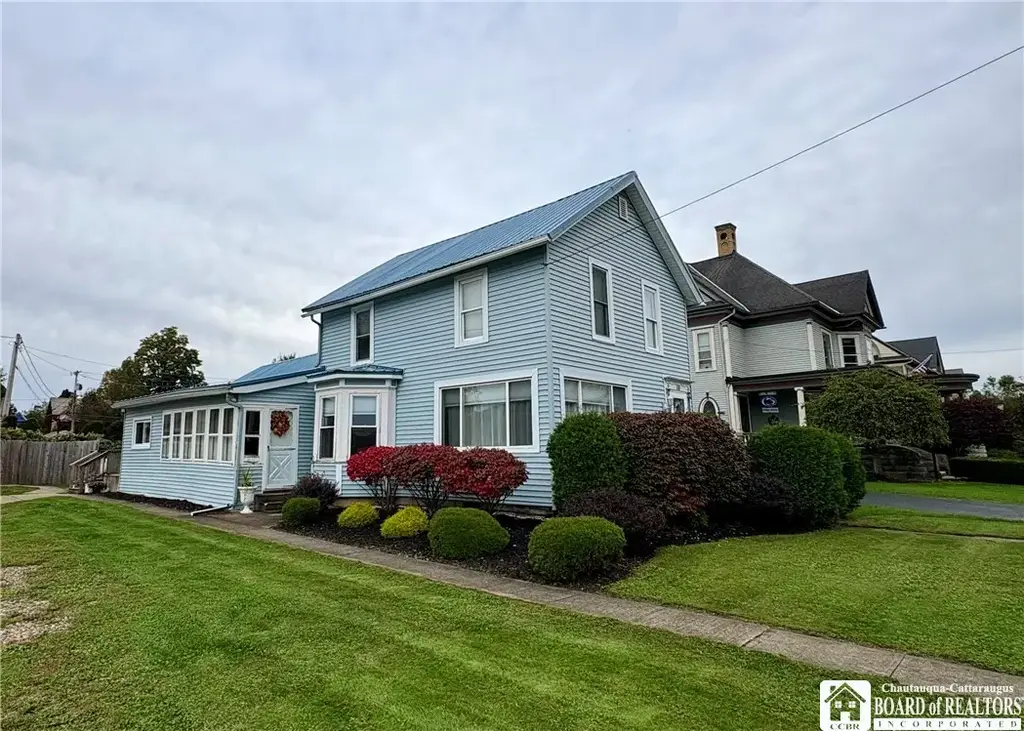 63 South Street, Bolivar