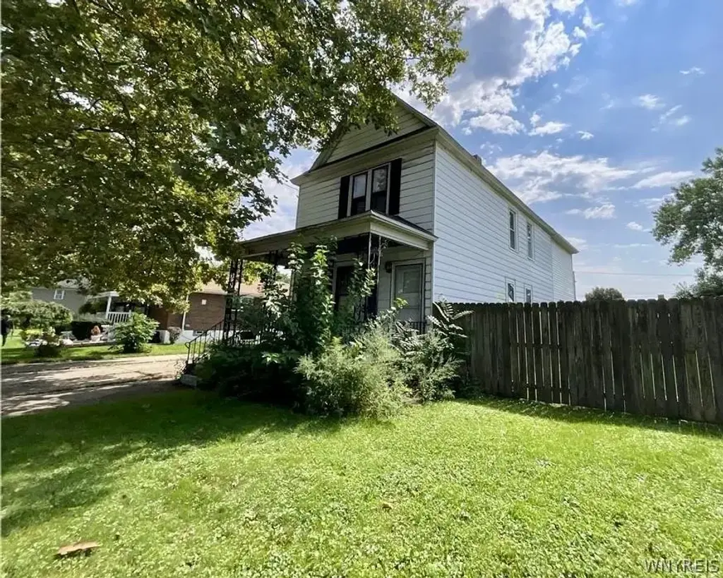 2467 Cudaback Avenue, Niagara Falls