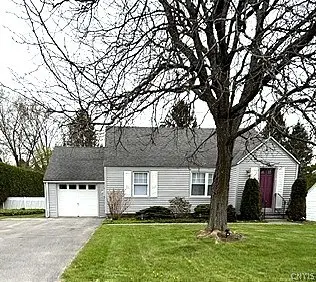 Photo of Listing #S1719817