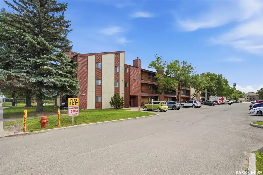 4040 8th Street E 105a, Saskatoon