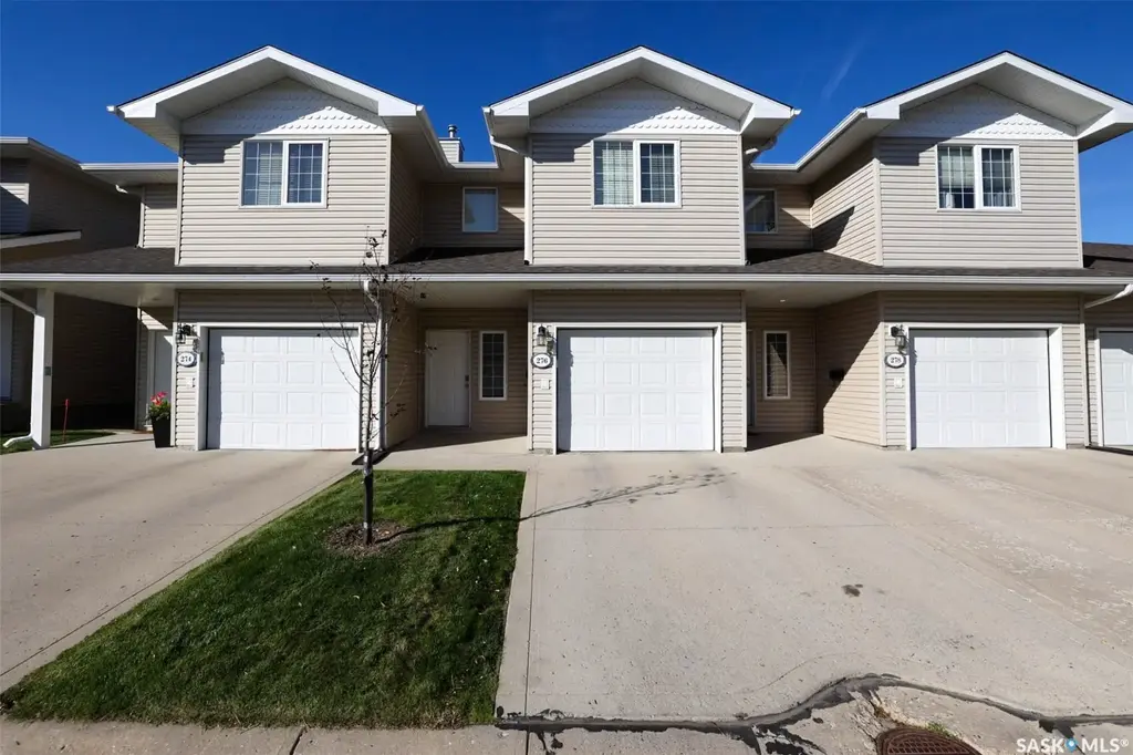 276 Mount Royal Place, Regina