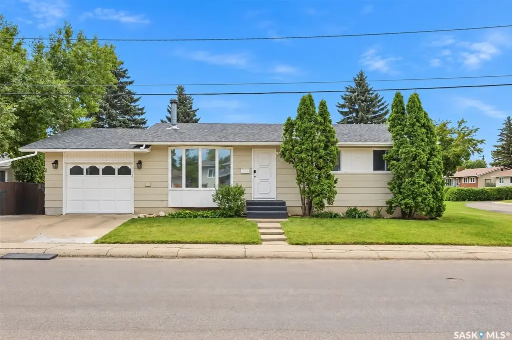 1535 Laura Avenue, Saskatoon