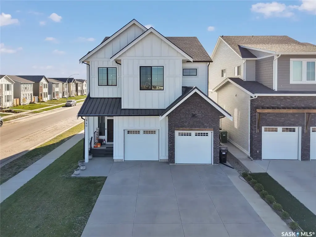 940 Feheregyhazi Boulevard, Saskatoon