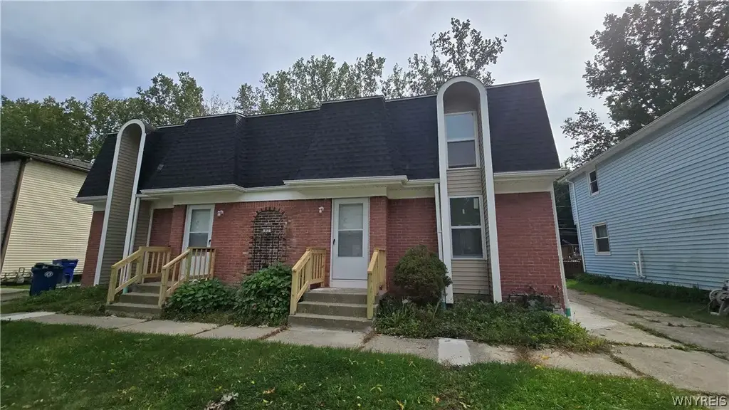 63 Cascade Drive, Amherst