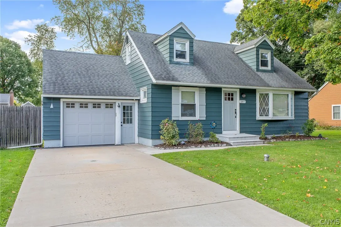 Photo of Listing #S1720310