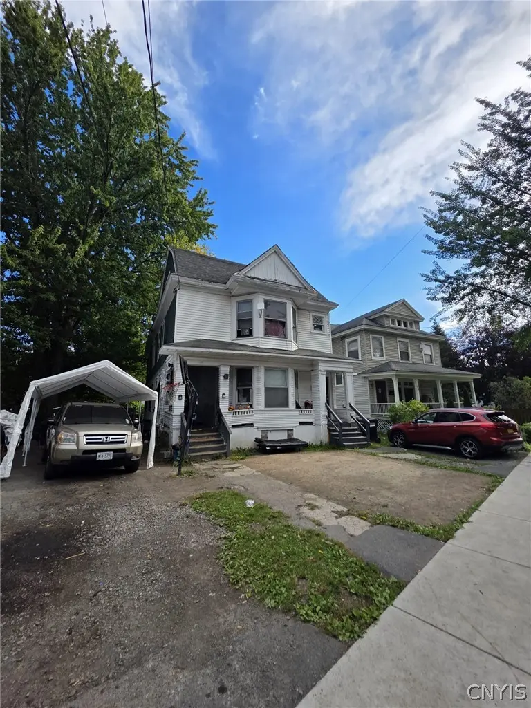 Photo of Listing #S1720432