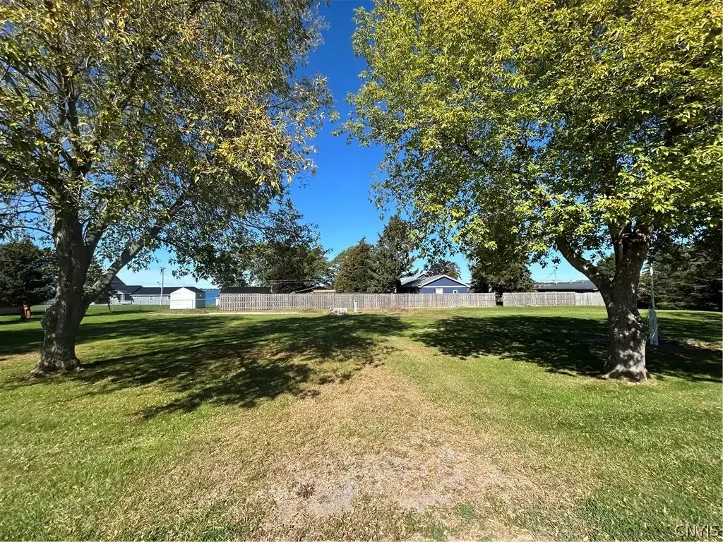 33775 Carlton Drive, Cape Vincent