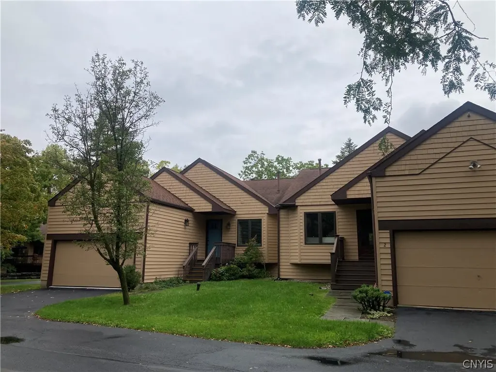 Photo of Listing #S1720920