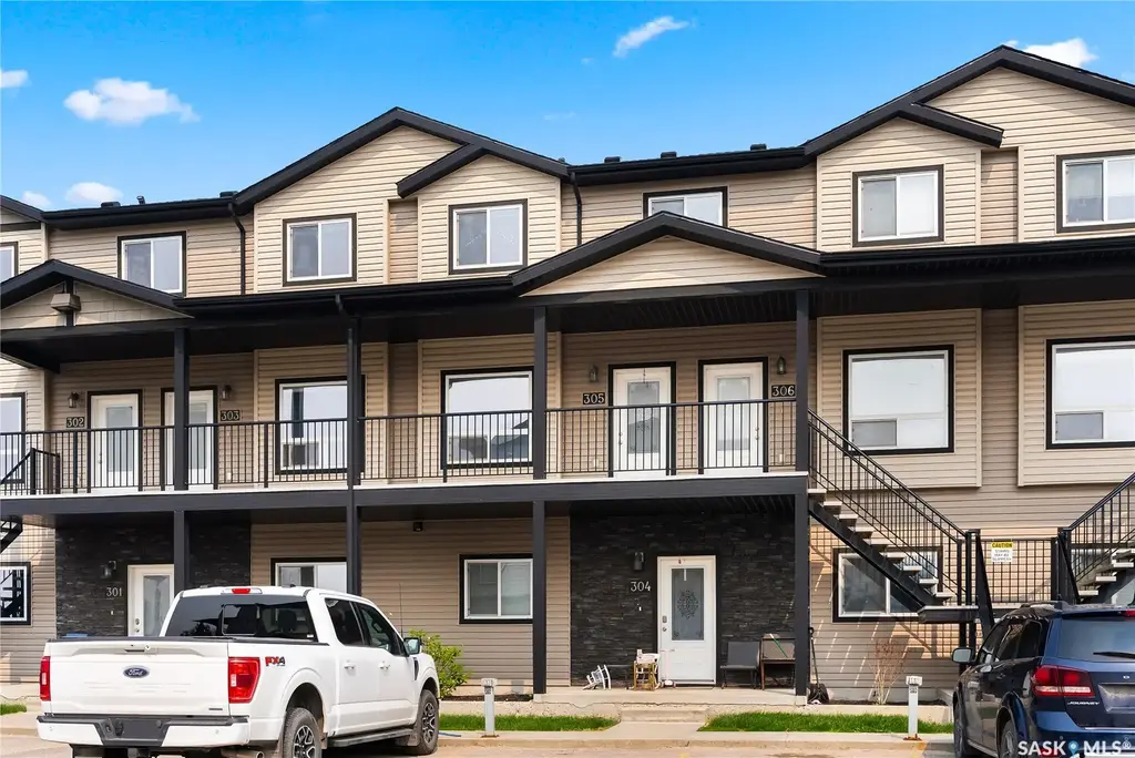 3822 Dewdney Avenue E 305, Regina