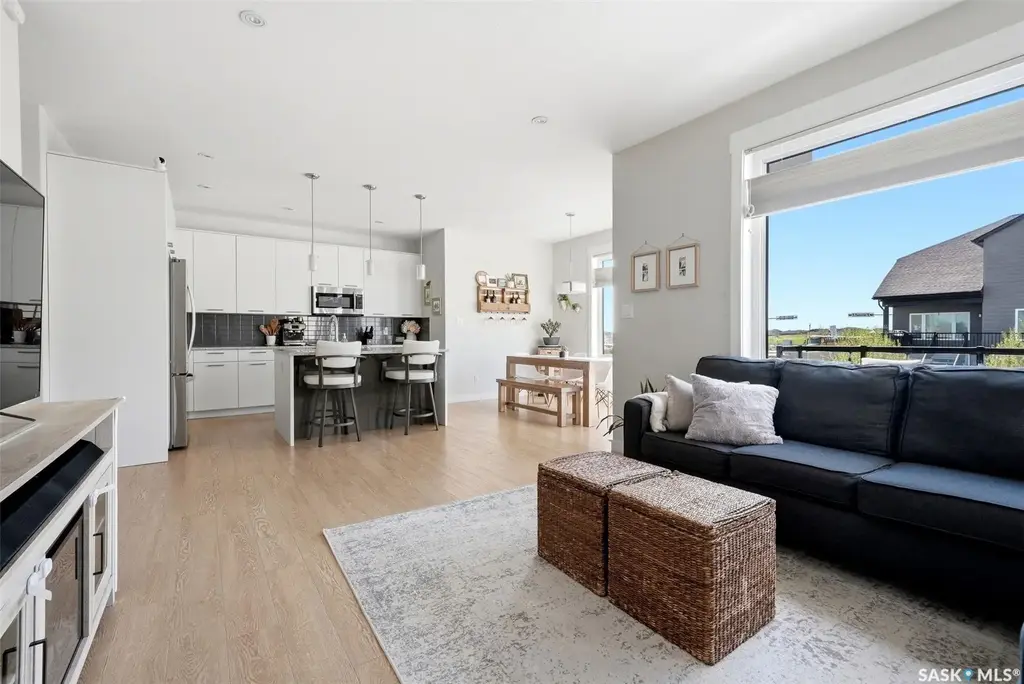 4929 Green Brooks Way E, Regina