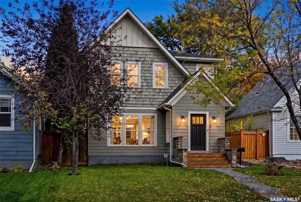 2928 19th Avenue, Regina